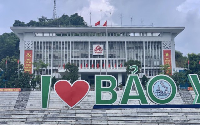 Nhiều UBND xã, đơn vị cấp huyện bị tố nợ gần 1,8 tỷ đồng tiền văn phòng phẩm, in ấn: Lãnh đạo nói gì?- Ảnh 2.