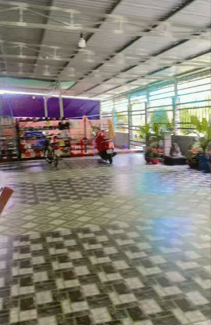 "Đặc sản" nhà miền Tây: Rộng "vô cùng tận", lắt léo như mê cung, gạch hoa sáng bóng cả sân, chỉ quét nhà thôi cũng bở hơi tai- Ảnh 22.
