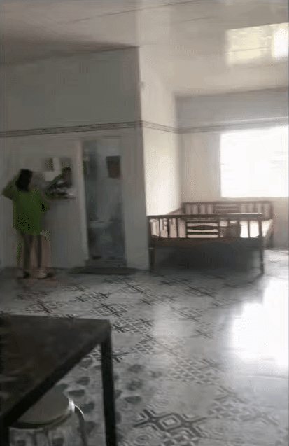 "Đặc sản" nhà miền Tây: Rộng "vô cùng tận", lắt léo như mê cung, gạch hoa sáng bóng cả sân, chỉ quét nhà thôi cũng bở hơi tai- Ảnh 23.