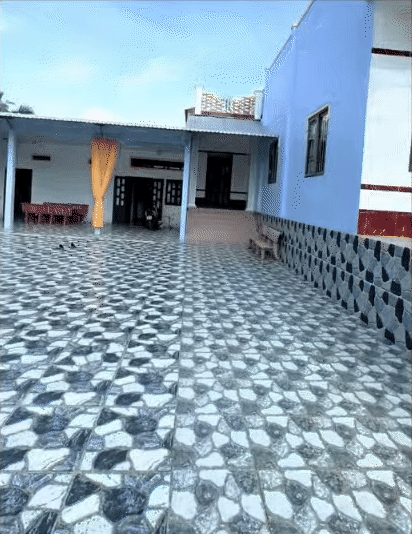 "Đặc sản" nhà miền Tây: Rộng "vô cùng tận", lắt léo như mê cung, gạch hoa sáng bóng cả sân, chỉ quét nhà thôi cũng bở hơi tai- Ảnh 11.