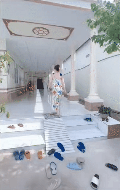 "Đặc sản" nhà miền Tây: Rộng "vô cùng tận", lắt léo như mê cung, gạch hoa sáng bóng cả sân, chỉ quét nhà thôi cũng bở hơi tai- Ảnh 2.