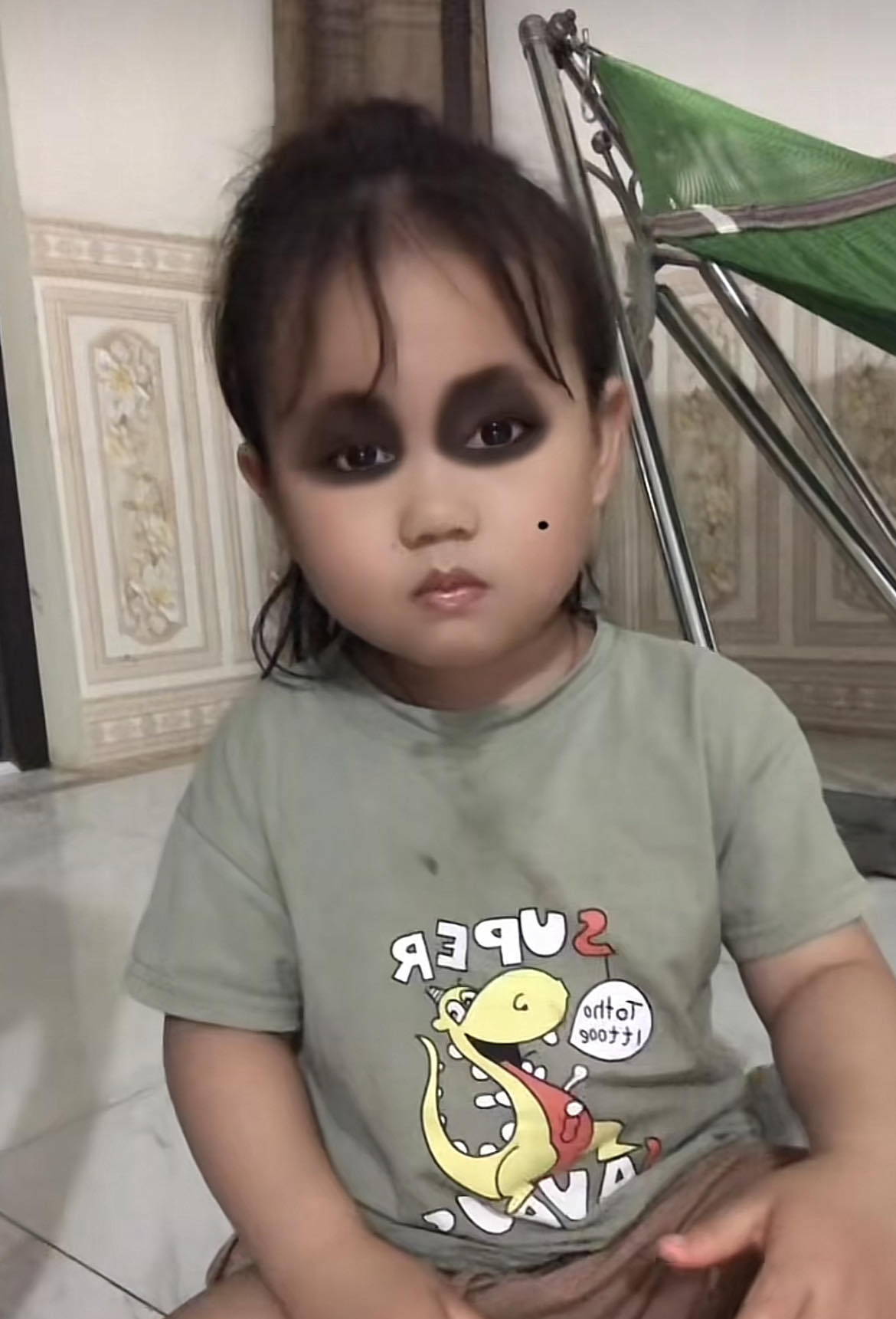 Mẹo "cai nghiện" tivi, điện thoại cho khối nghỉ hè vừa hài hước vừa hiệu quả, các mẹ truyền tay nhau cười nghiêng ngả- Ảnh 9.