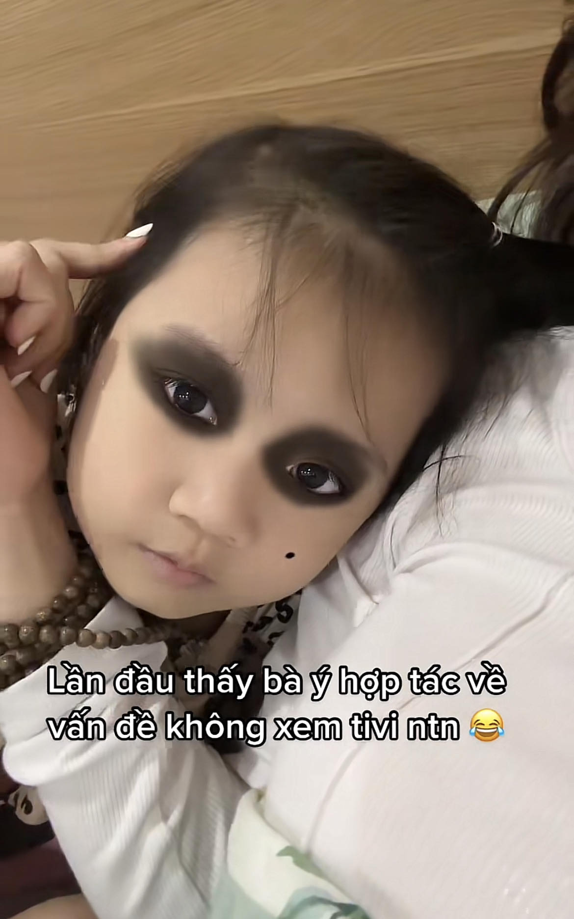 Mẹo "cai nghiện" tivi, điện thoại cho khối nghỉ hè vừa hài hước vừa hiệu quả, các mẹ truyền tay nhau cười nghiêng ngả- Ảnh 10.