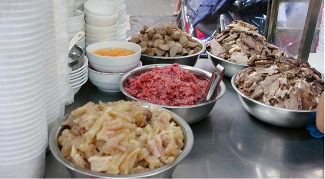 Được Michelin vinh danh, một quán phở bất ngờ đóng cửa: Lần dài nhất là 46 ngày sau hơn 50 năm bán hàng- Ảnh 3.