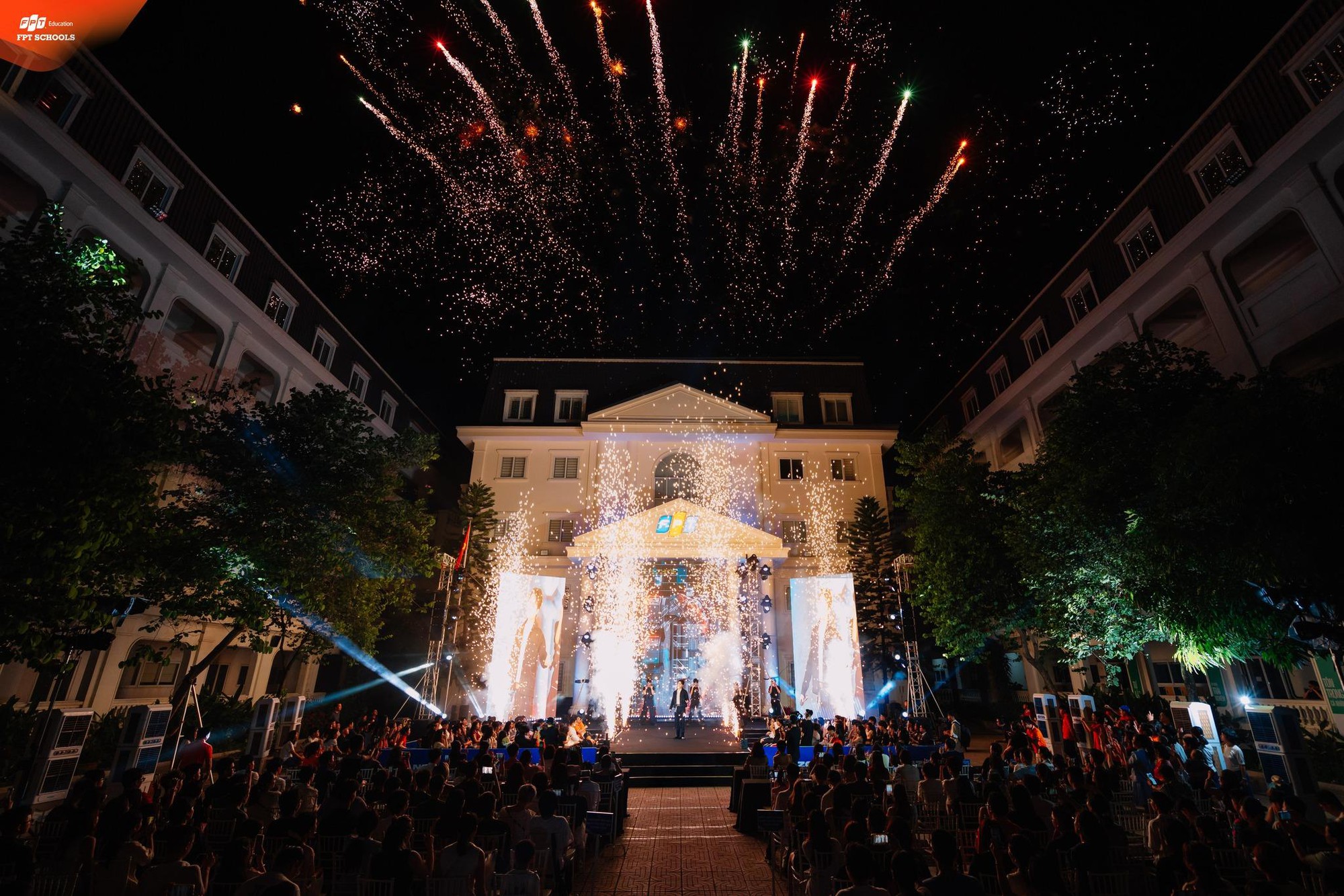 Bùng nổ với đêm nhạc B.O.C FEST chào đón tân học sinh tại FPT School Bắc Từ Liêm- Ảnh 6.