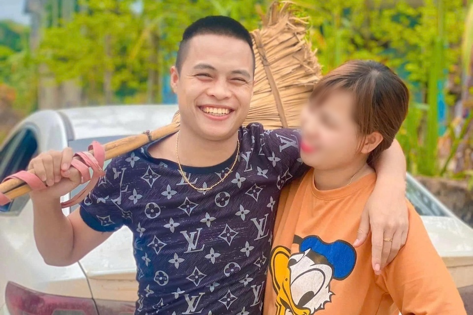Động thái đáng ngờ của TikToker Gia đình Hải Sen trước khi bị bắt- Ảnh 2.