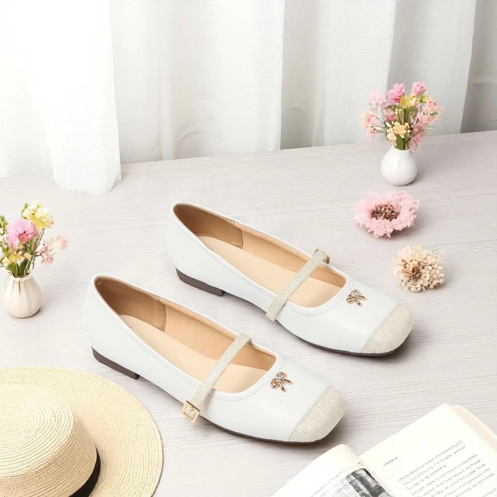 H'Hen Niê mang bầu vẫn diện giày 15cm lên show nhưng đời thường lại chỉ đi đúng 1 kiểu giày này- Ảnh 6.