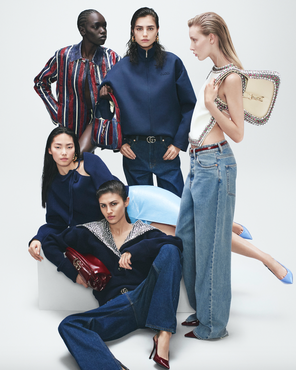 Vừa về với Gucci, cựu GĐST Balenciaga tuyên bố “chán đồ oversized”- Ảnh 11.