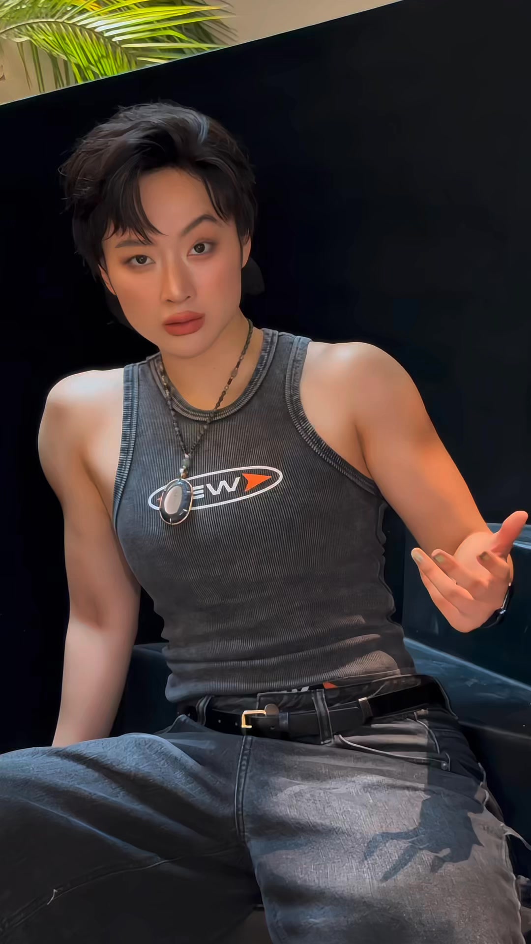 Chỉ mới mấy tháng, Angela Phương Trinh từ nữ nhân yểu điệu thành 