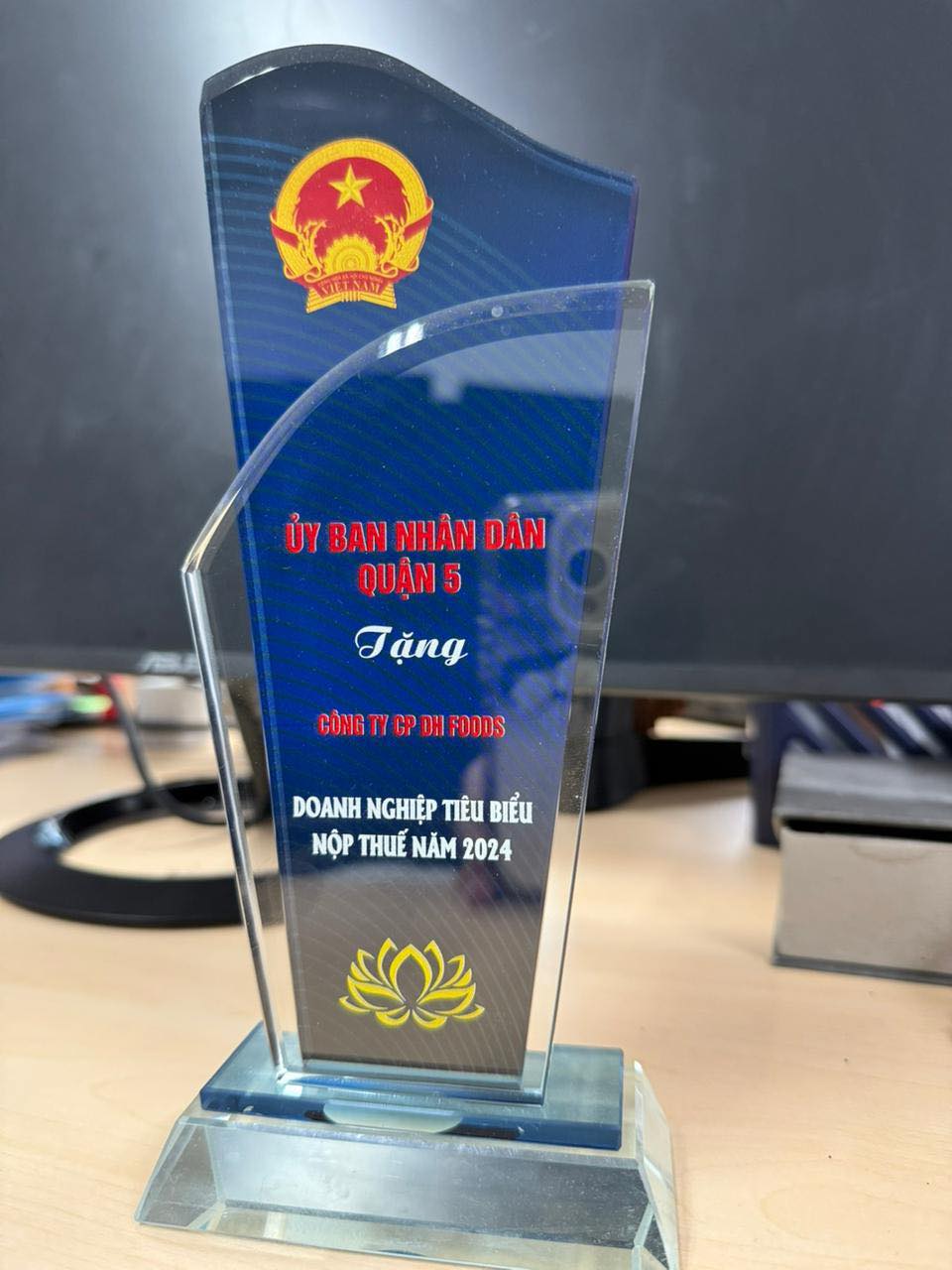 "Cứ làm đi, sổ sách tính sau" - Lối nghĩ từng khiến "ông trùm" gia vị Việt thắng kiện nhưng mất một mớ tiền, sức khoẻ và niềm tin, sau đó quyết định bán công ty!- Ảnh 2.