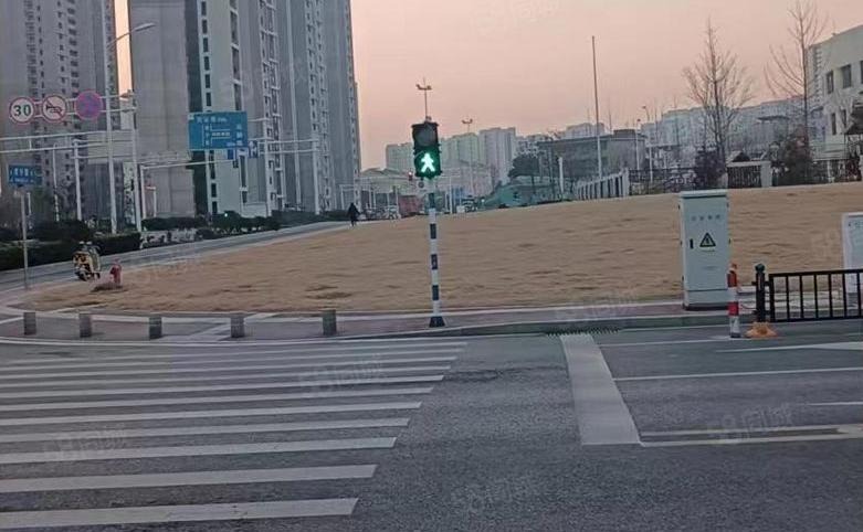 Cửa nhà nhìn thẳng ra 5 hướng, gia đình nghèo túng, làm quần quật vẫn thấy đời lao đao- Ảnh 2.
