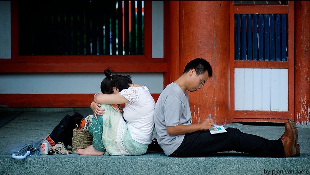 Muốn ly hôn phải nhờ “cò”: Khi cái nghèo phá hủy tình yêu- Ảnh 1.
