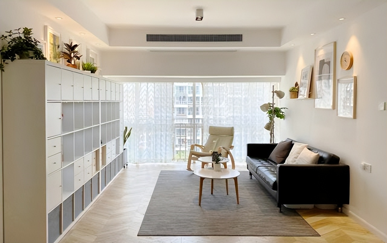 Mẹ ba con gây sốt vì biến căn hộ 99m² thành "thế giới lưu trữ": Không TV, không dư đồ, cả ba thế hệ sống vẫn gọn gàng- Ảnh 8.