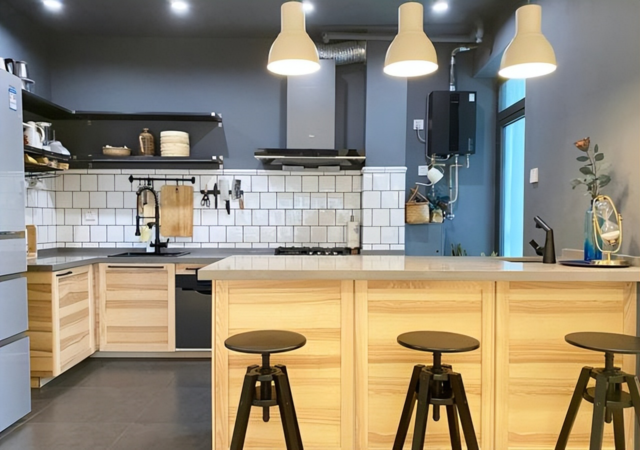 Mẹ ba con gây sốt vì biến căn hộ 99m² thành "thế giới lưu trữ": Không TV, không dư đồ, cả ba thế hệ sống vẫn gọn gàng- Ảnh 9.