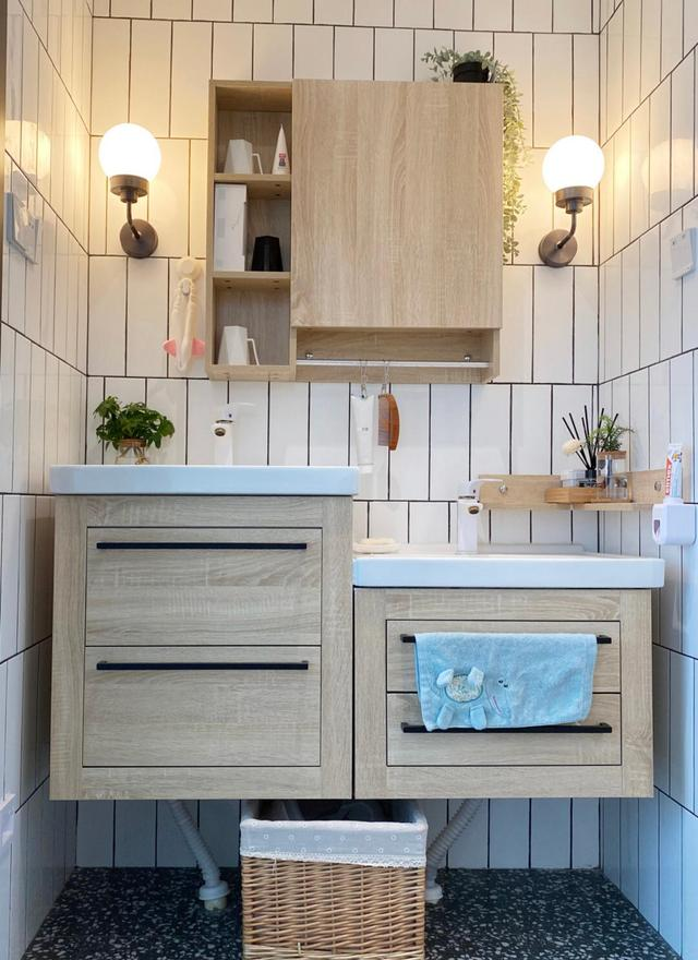 Mẹ ba con gây sốt vì biến căn hộ 99m² thành "thế giới lưu trữ": Không TV, không dư đồ, cả ba thế hệ sống vẫn gọn gàng- Ảnh 28.