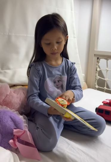 Nhiều người phát hiện "bảo bối" dạy con cực hay của Hồ Ngọc Hà: Không chỉ Lisa - Leon mà nhiều nhóc tỳ cũng mê tít thứ này!- Ảnh 1.
