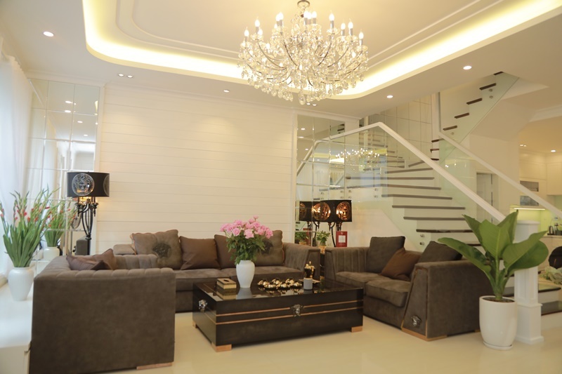 Nam ca sĩ có “bộ sưu tập” nhà từ Nam ra Bắc, biệt thự 50 tỷ, U50 phong độ nhưng không muốn lấy vợ- Ảnh 4.