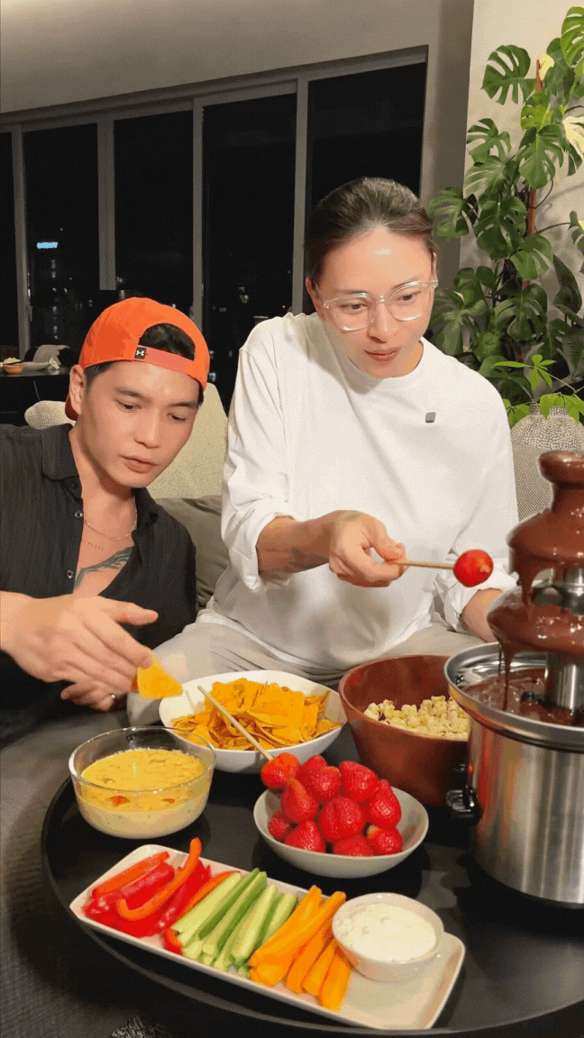 Chồng trẻ tâm lý hết phần thiên hạ: Huy Trần tự tay làm điều này khiến Ngô Thanh Vân xúc động- Ảnh 4.