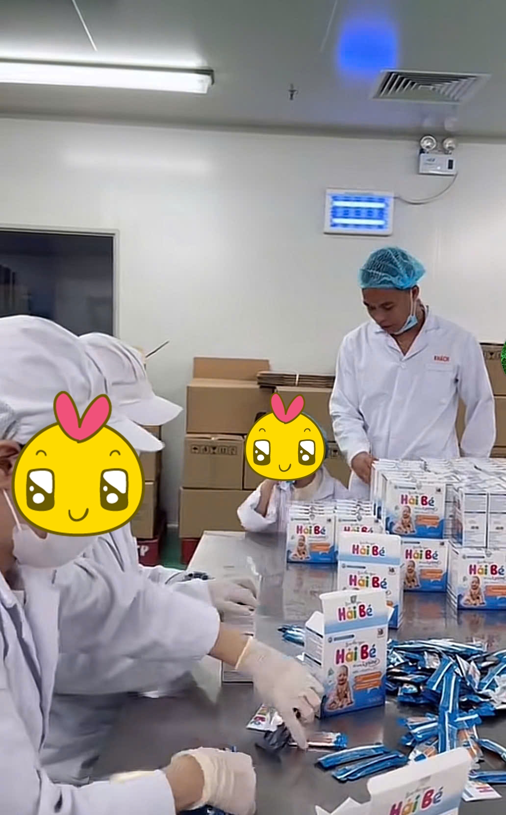 Hải Sen chăm quay chụp tại nhà máy, 