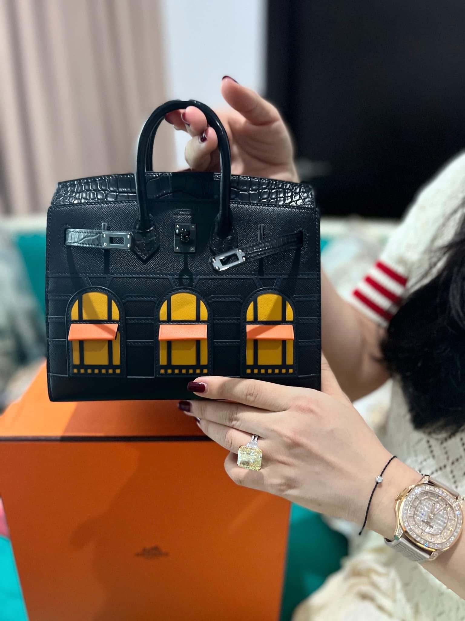 Gọi lái xe riêng là 
