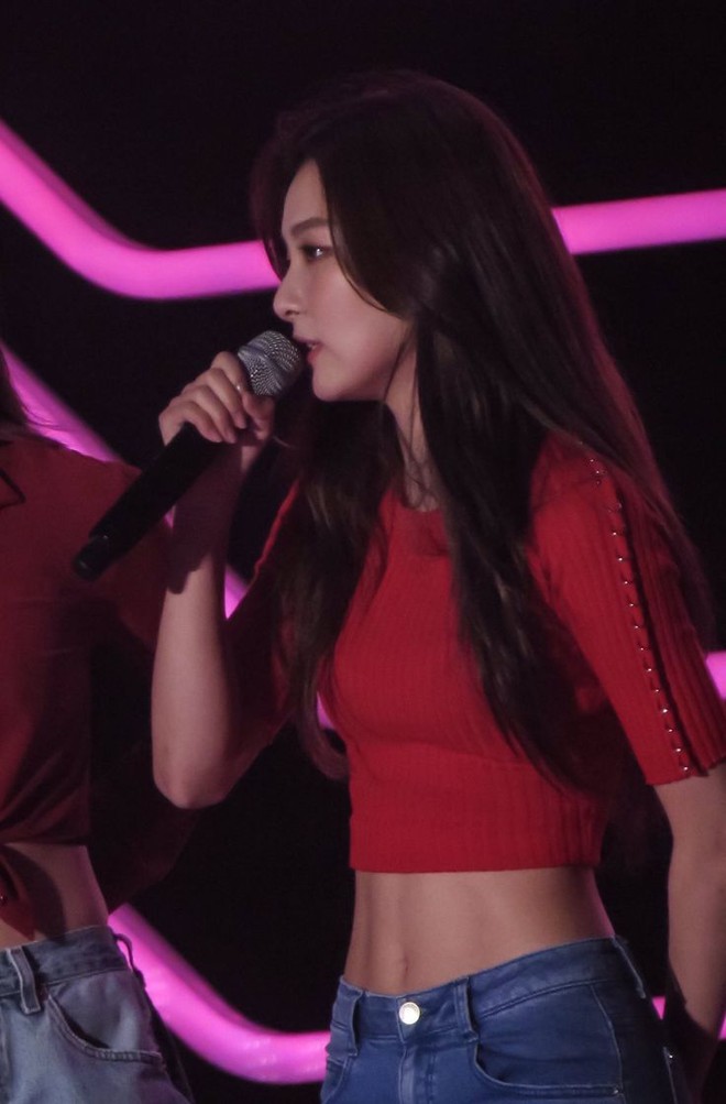 Netizen sốc vì bắp tay của Seulgi- Ảnh 9.
