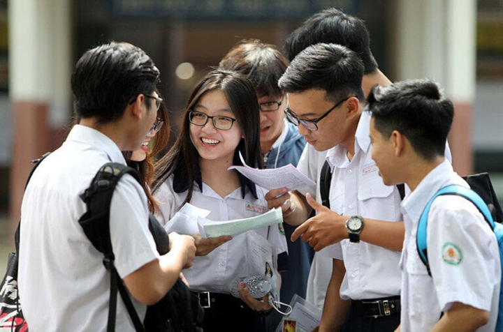 Loạt trường Kinh tế top đầu xét tuyển học bạ 2025- Ảnh 1.