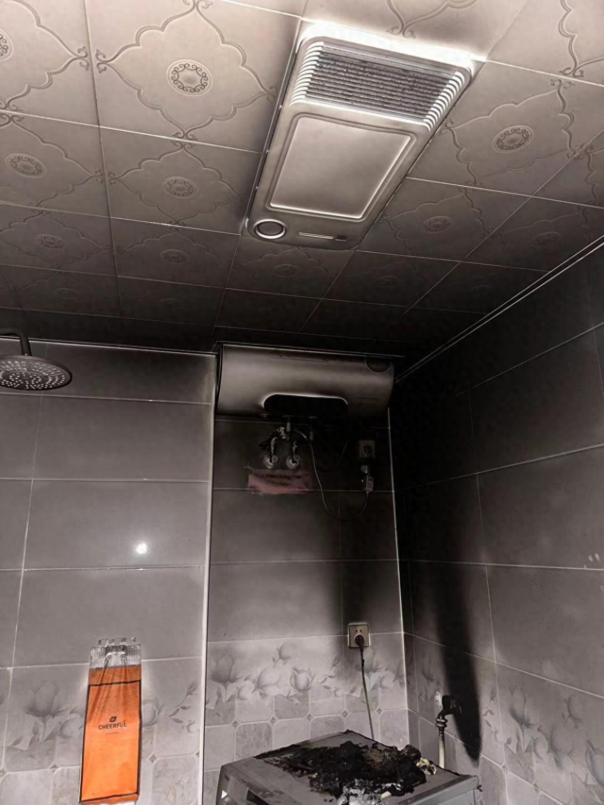 4 loại đồ gia dụng nên coi như rác mà vứt bỏ, nếu không có ngày gia đình gặp nguy- Ảnh 3.