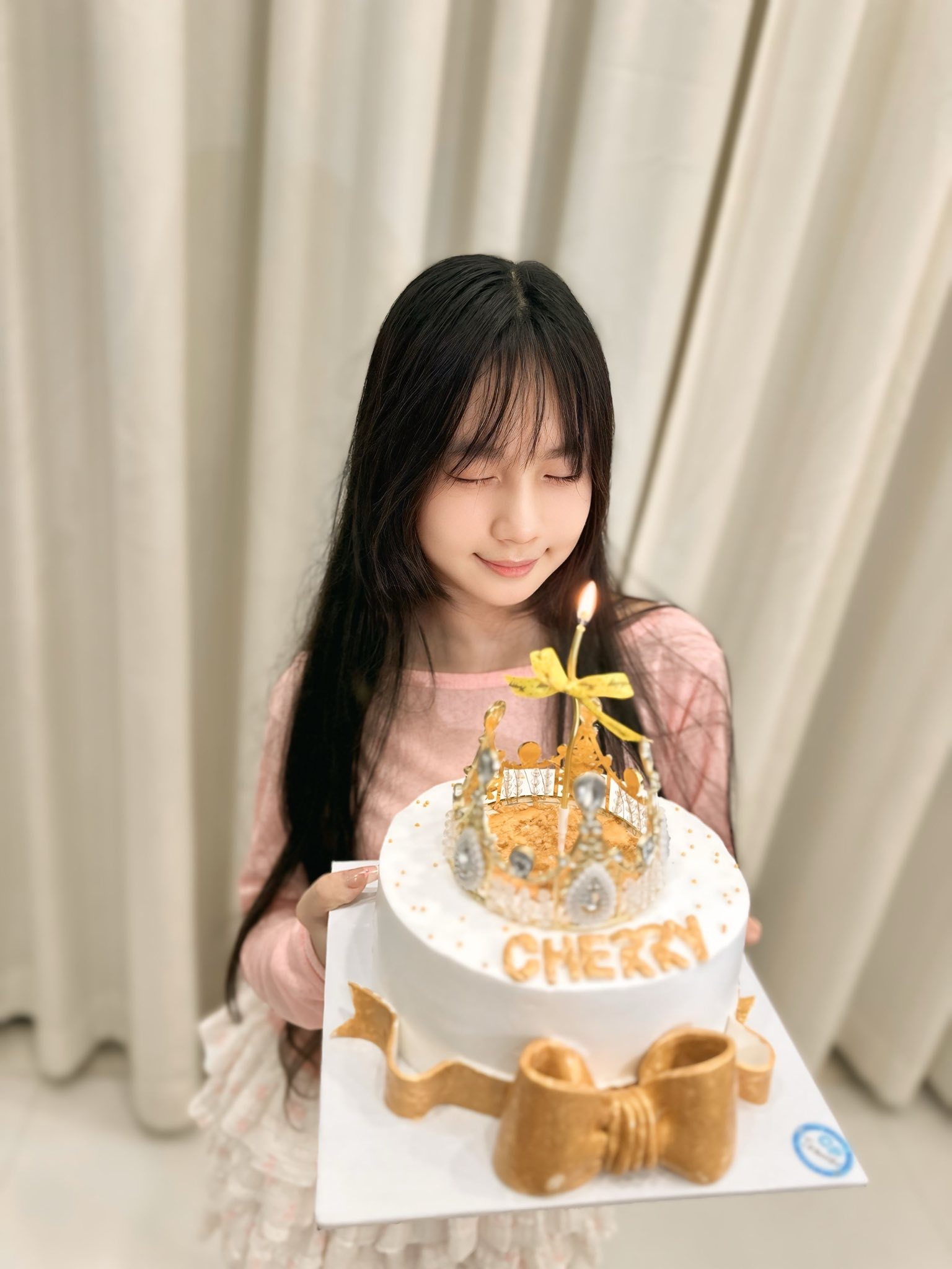 Ái nữ nhà Lý Hải - Minh Hà thổi nến mừng tuổi 12, dân tình trầm trồ vì một đặc điểm gen quá trội- Ảnh 4.