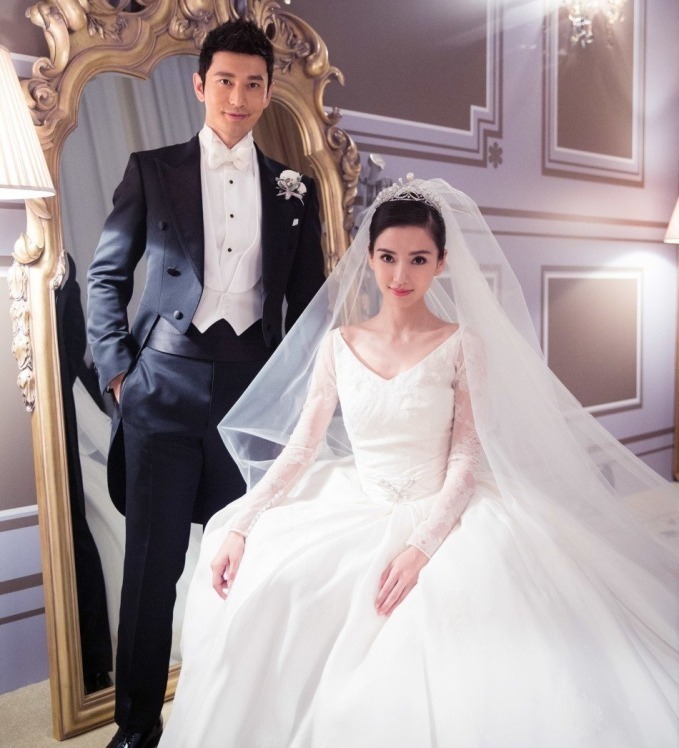 Phốt căng: Angelababy bị tố phản bội Huỳnh Hiểu Minh, ngang nhiên vụng trộm trong ô tô với 
