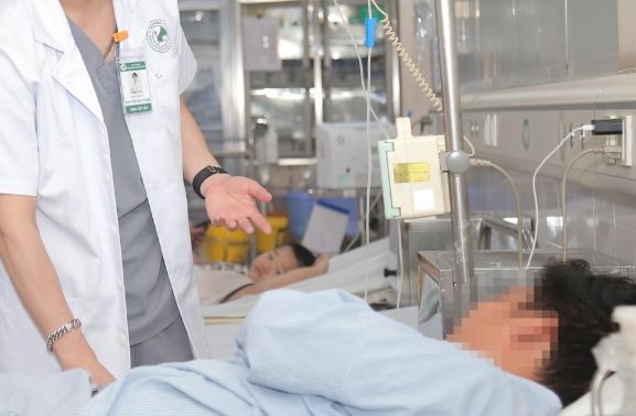 Nam sinh 15 tuổi phải cắt bỏ tinh hoàn vì sai lầm đáng tiếc- Ảnh 1.