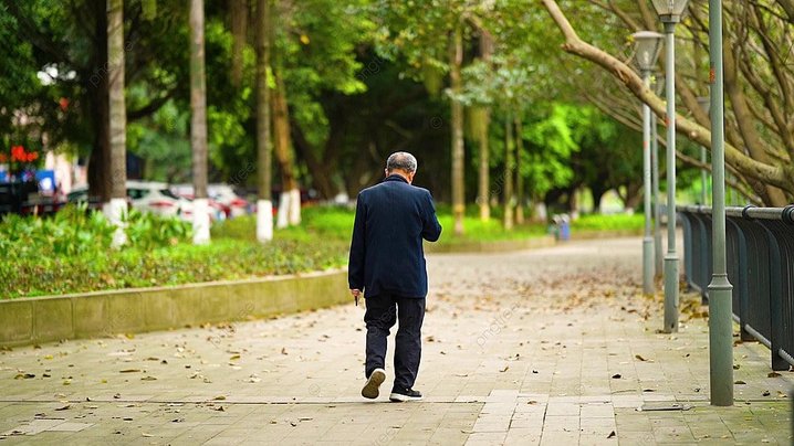65 tuổi mất sạch cả tiền tiết kiệm, lương hưu, nhà riêng: Nếu còn làm 8 việc này ở tuổi hưu trí, chính là tận cùng của ngu ngốc!- Ảnh 2.