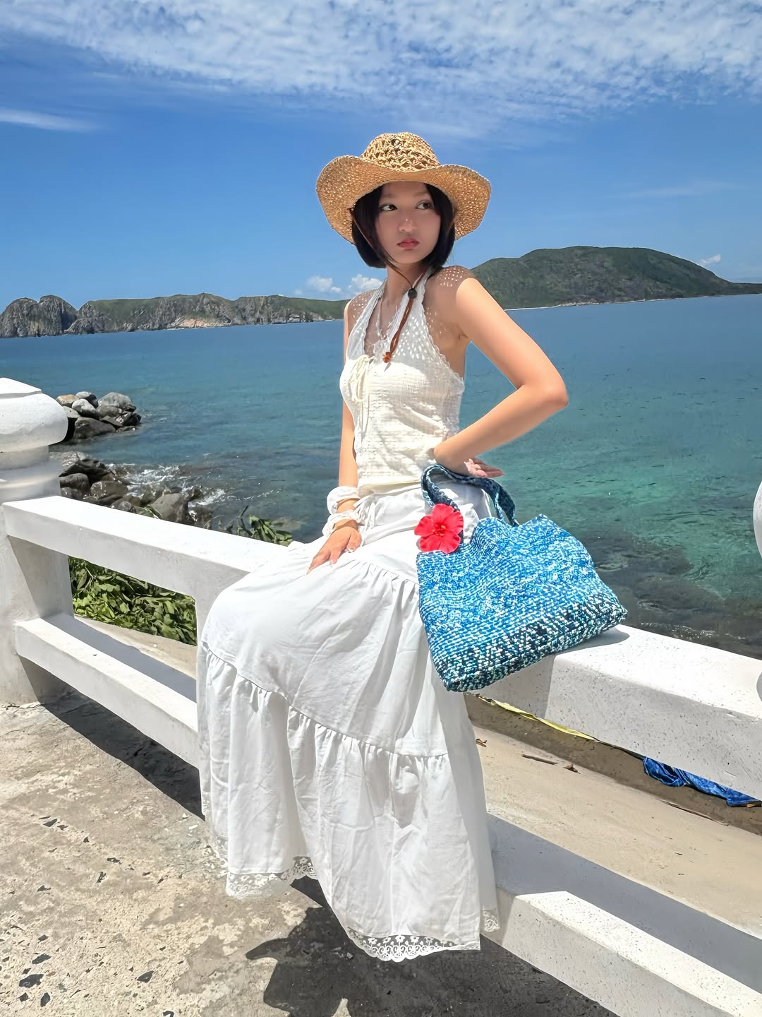 "Nữ thần thanh xuân" Chương Nhược Nam đi biển: Style đẹp đến mức phải dụi mắt 1000 lần- Ảnh 22.