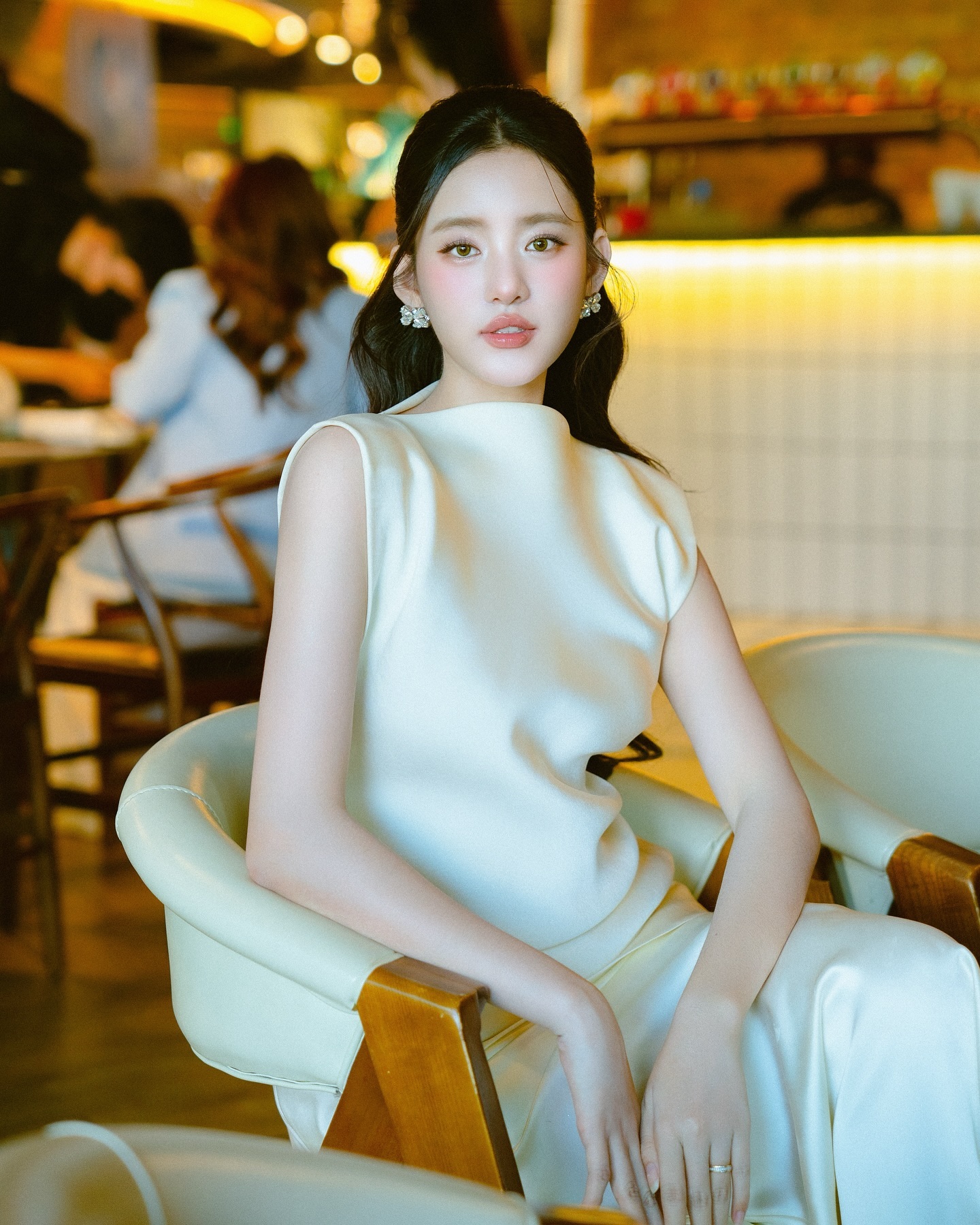 Hot girl Việt đang được so sánh với Triệu Lộ Tư là ai?- Ảnh 10.