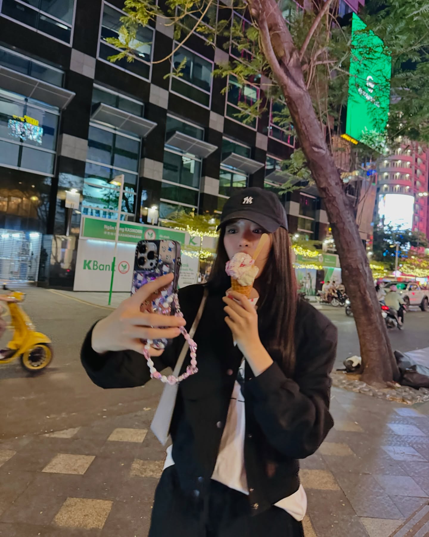 Hot girl Việt đang được so sánh với Triệu Lộ Tư là ai?- Ảnh 13.
