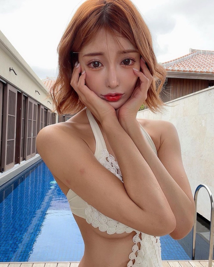 Vụ nữ diễn viên phim 18+ bị điều tra: Thêm nam ca sĩ 9X bị khui 