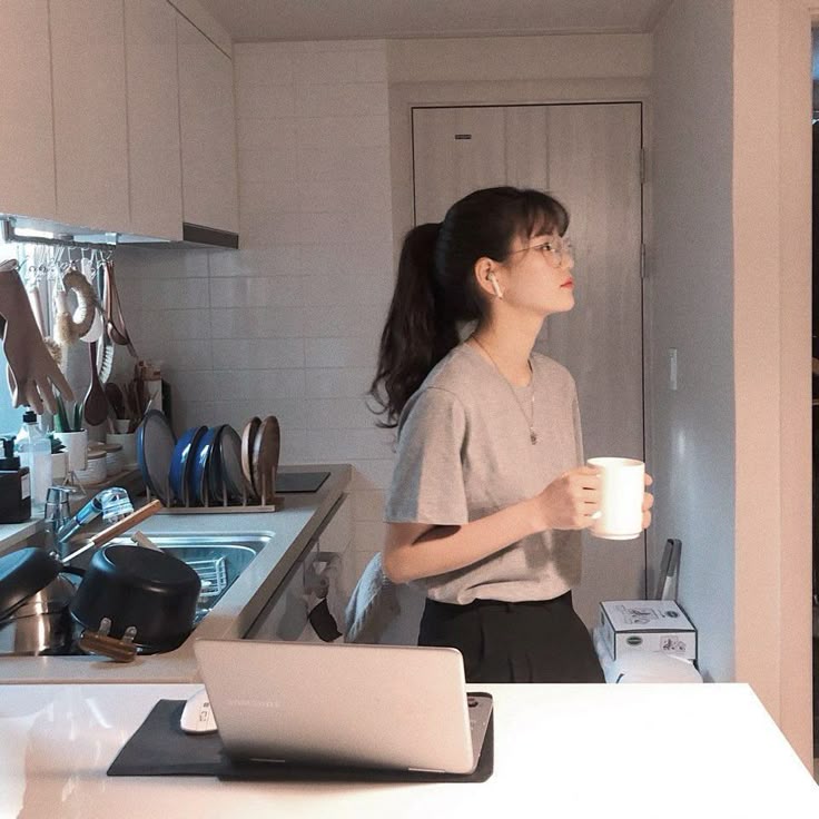 Một lần chuyển nhà tốn cả tháng lương, cảm giác mãi mãi không thể giàu nổi!- Ảnh 2.