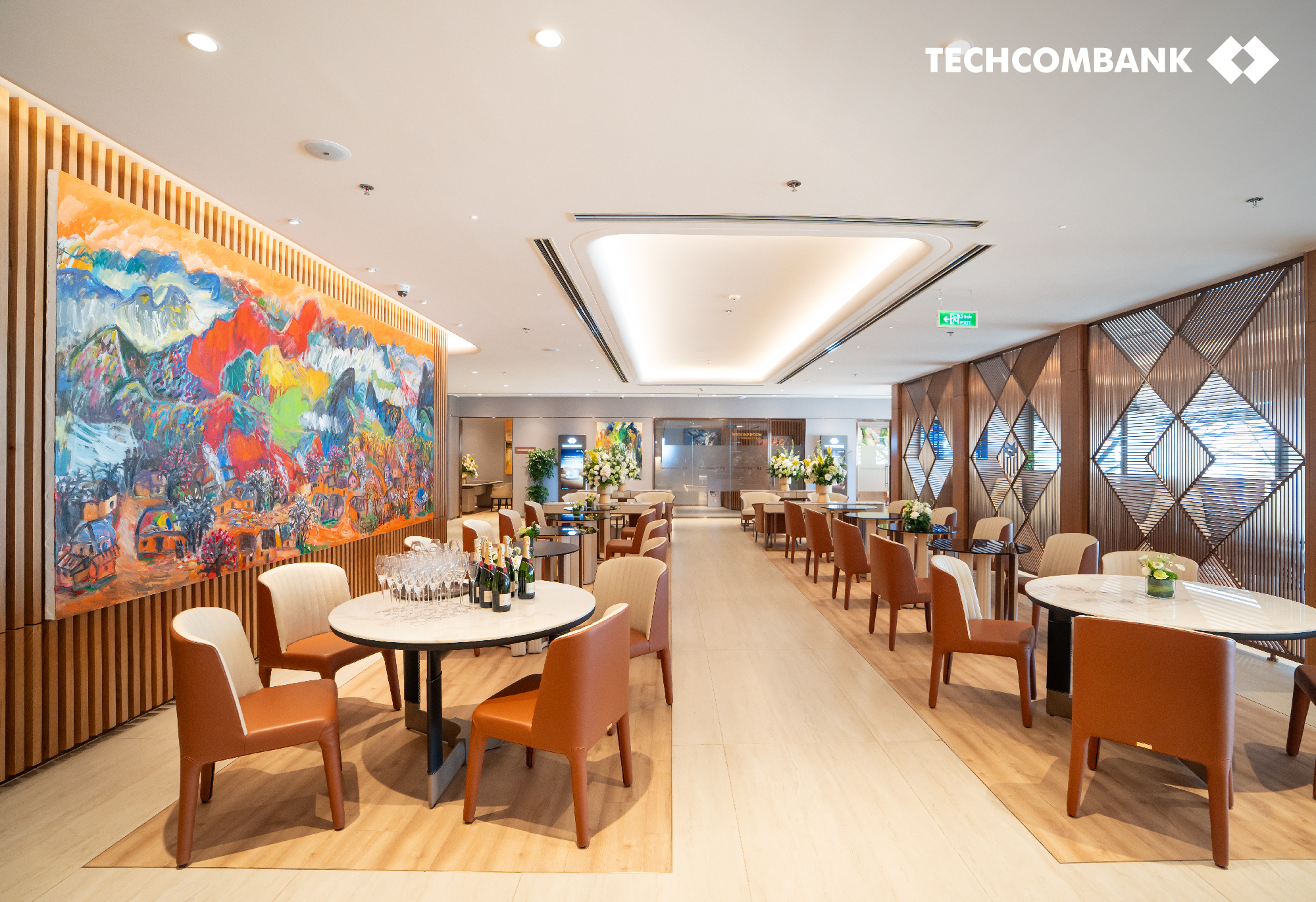 Đặc quyền phòng chờ sân bay của Vietcombank, Techcombank và VPBank: Ai mới thực sự chiều khách VIP?- Ảnh 4.