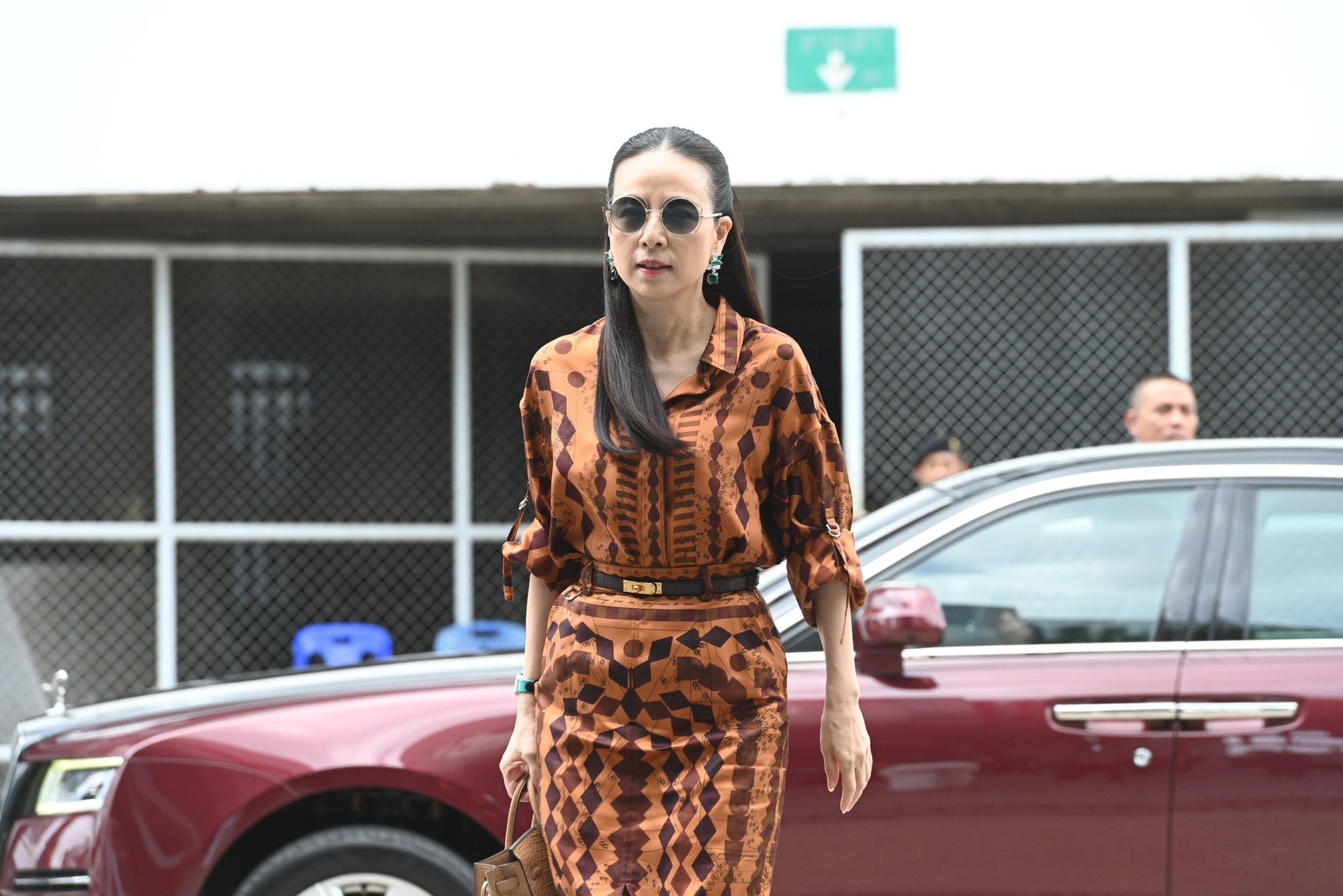 Nữ tỷ phú Madam Pang U60 vẫn khoe dáng nuột nà bên chồng gia thế “trâm anh thế phiệt”- Ảnh 6.
