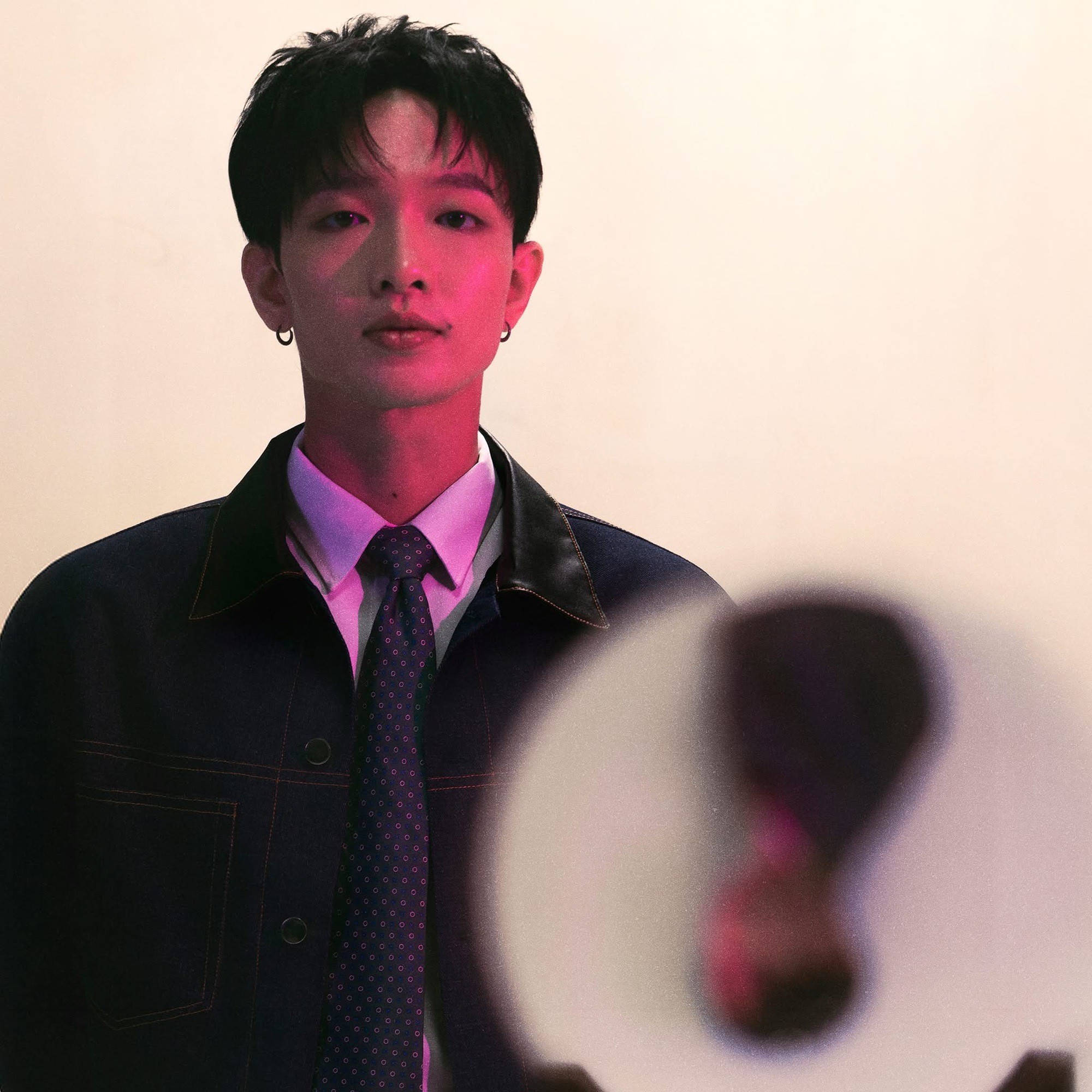 Sự mạo hiểm của chủ nhân hit Nàng Thơ, tung giá vé concert khiến fan tranh luận nảy lửa- Ảnh 8. Sự mạo hiểm của chủ nhân hit Nàng Thơ, tung giá vé concert khiến fan tranh luận nảy lửa- Ảnh 8.