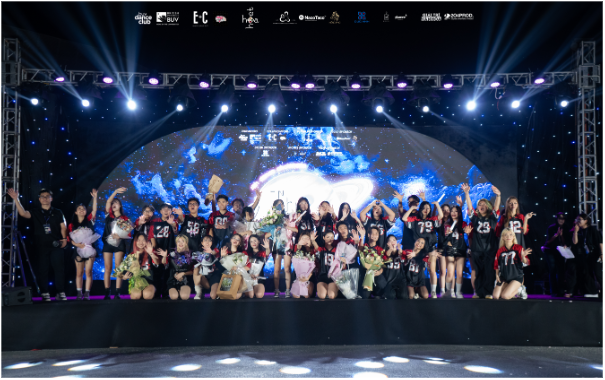 Bùng nổ “điệu nhảy đa vũ trụ” của sinh viên Trường ĐH Anh Quốc Việt Nam tại The Universe Showcase- Ảnh 10.