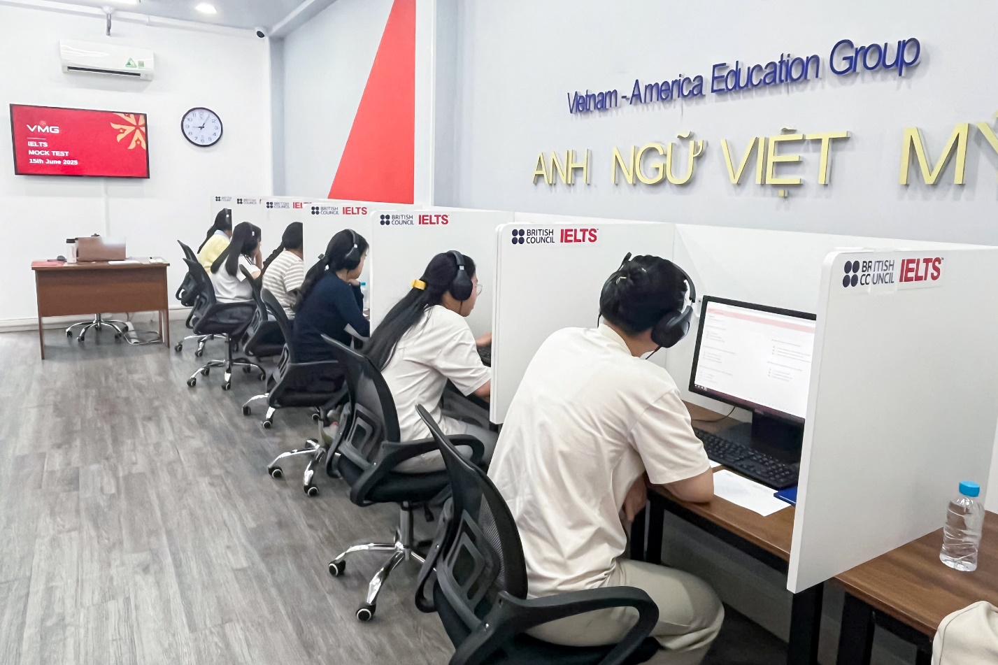 Trung tâm Anh ngữ Việt Mỹ VMG kiến tạo lộ trình học IELTS cá nhân hóa, bứt phá mọi giới hạn- Ảnh 5.