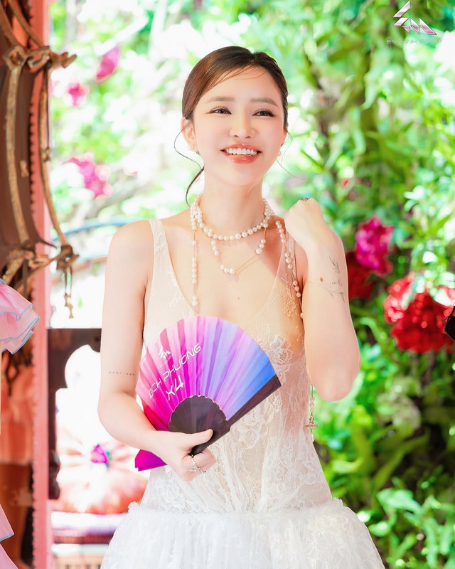 Nữ ca sĩ 2 lần giật top 1 Em Xinh hot nhất, Phương Mỹ Chi “ồn” xuyên 3 tập- Ảnh 6.