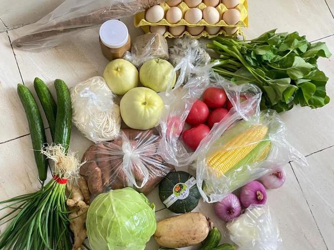 Lương 72 triệu/tháng nhưng 10 năm tiết kiệm không nổi 18 triệu: Bị chất vấn, cô vợ đưa tờ giấy khiến chồng lặng người- Ảnh 2.
