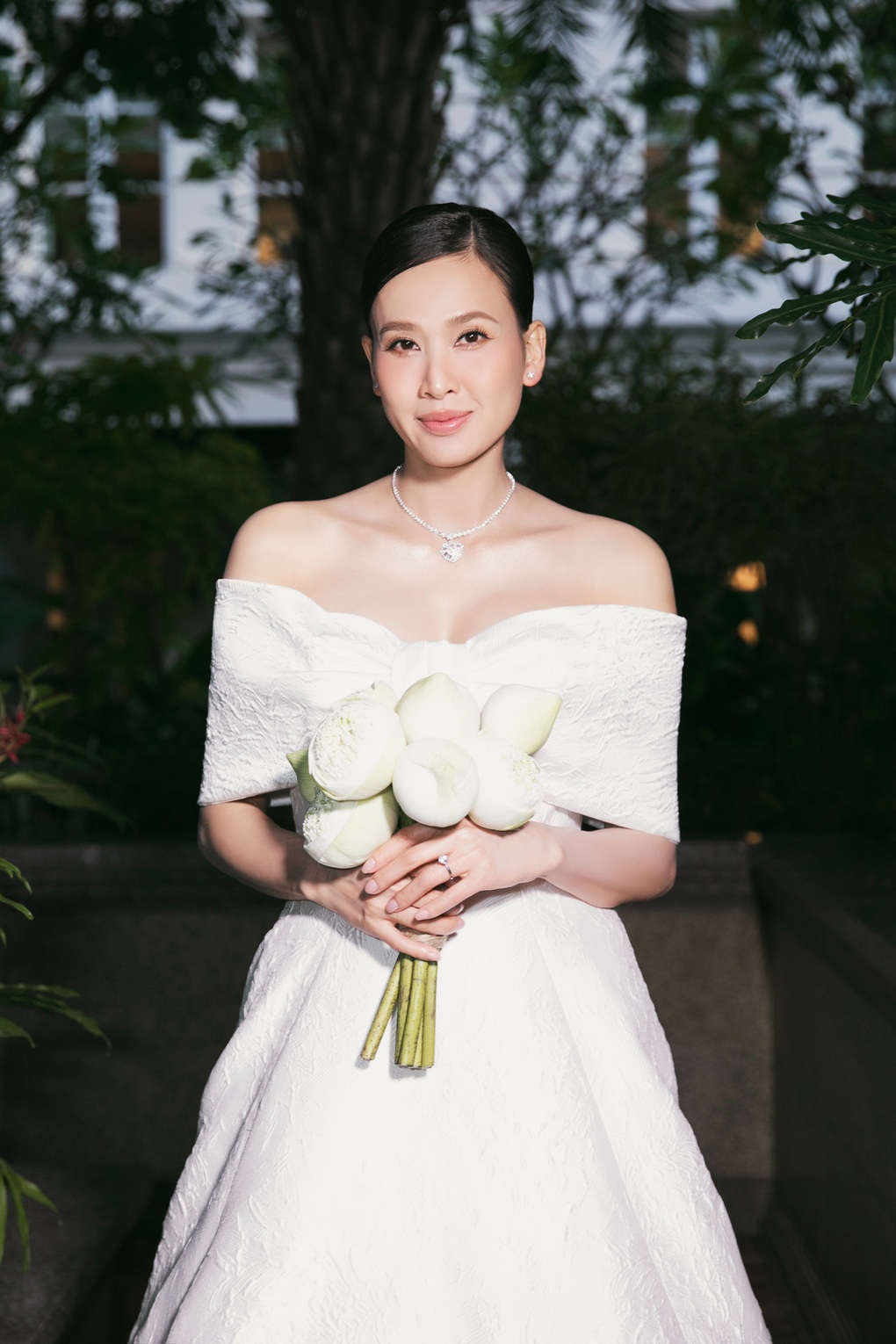 Hoa hậu Việt cưới chỉ mời 60 khách, 4 tháng sau bí mật sinh con đầu lòng ở Mỹ- Ảnh 4.