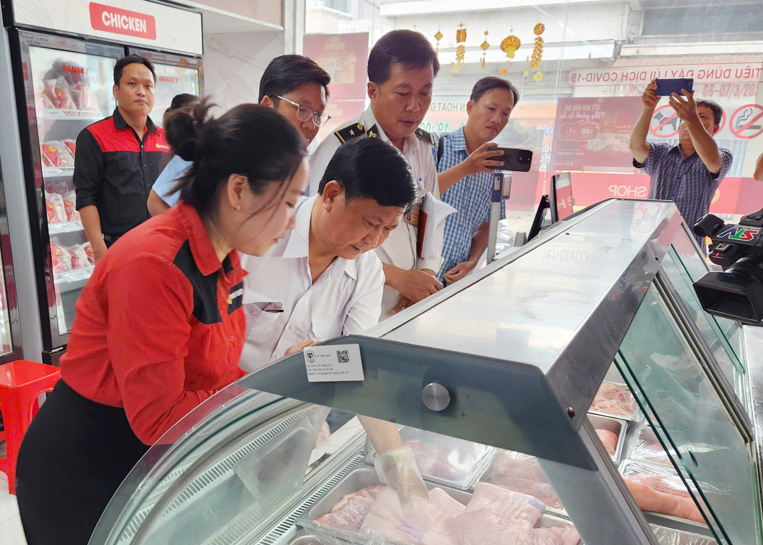 Nóng: Đã có kết quả xét nghiệm mẫu thịt heo nghi vấn của cửa hàng C.P Việt Nam ở Sóc Trăng- Ảnh 1.