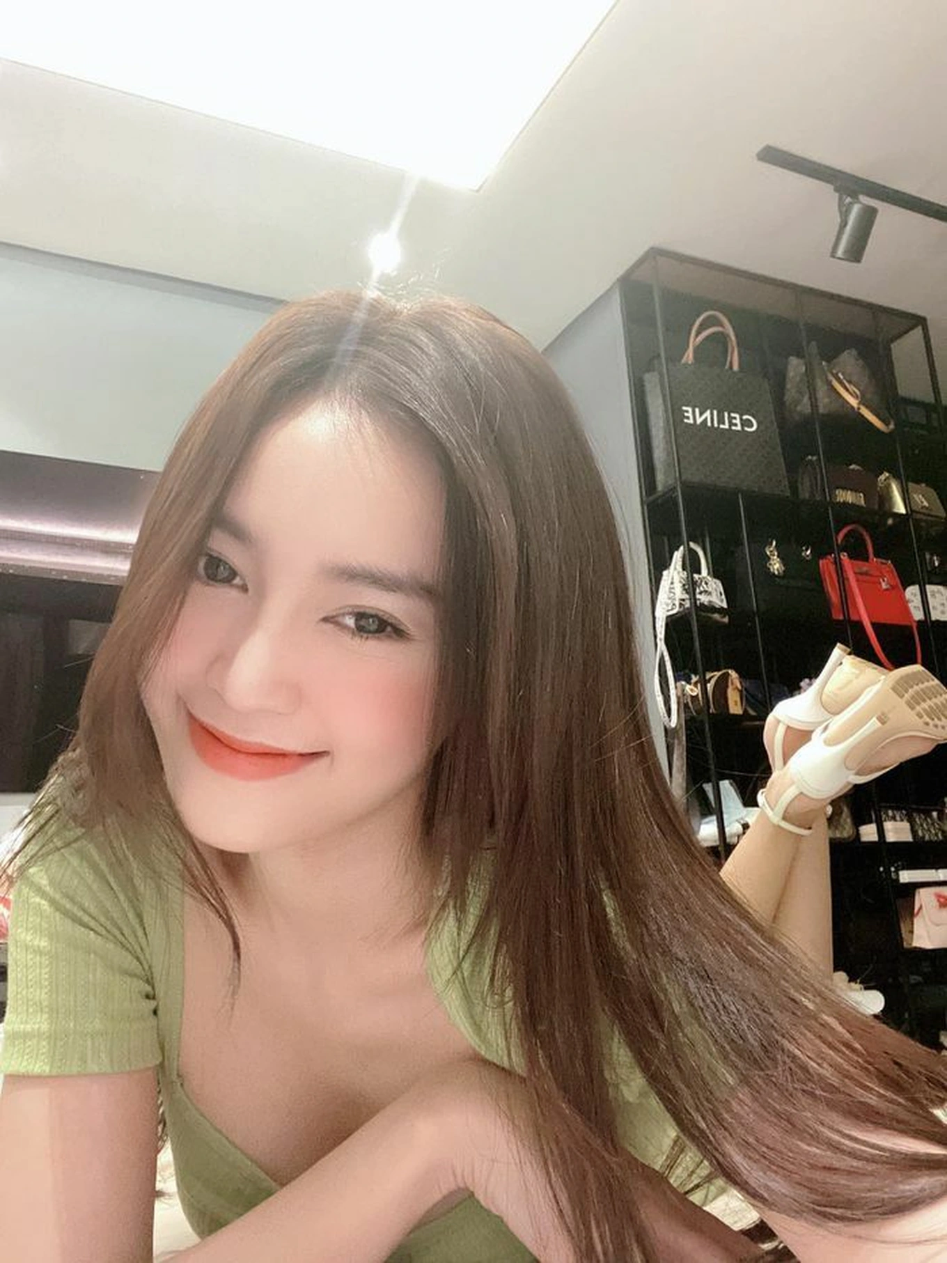 Cuộc sống của "ngọc nữ Việt" ở biệt thự 2 mặt tiền thuộc khu đắt đỏ nhất TPHCM, thu nhập 40 tỷ 1 năm- Ảnh 7.