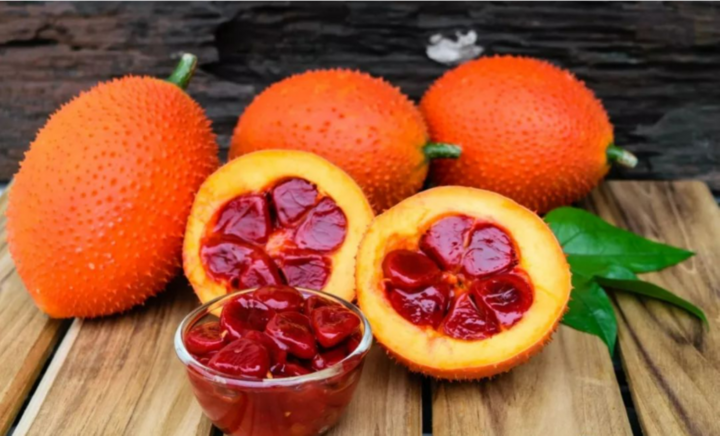 5 công dụng bất ngờ của quả gấc ít người biết đến- Ảnh 1.