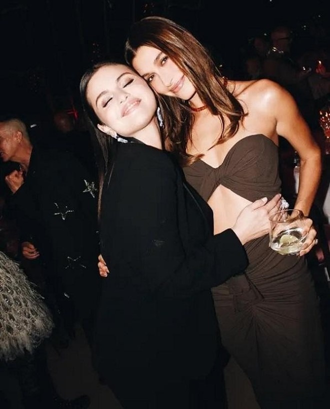 Làm lành chưa bao lâu, Selena Gomez và vợ Justin Bieber lại quay ngoắt lộ dấu hiệu 