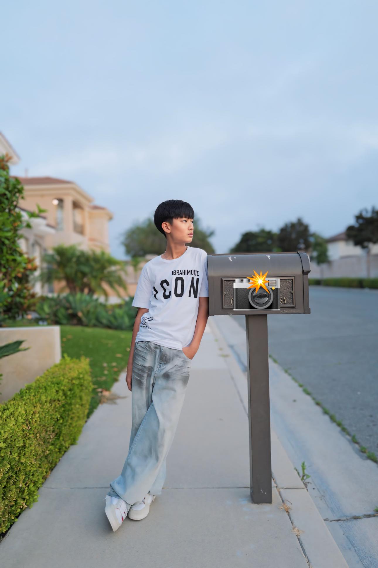 Ba quý tử chuẩn "rich kid" của Vbiz: Sống giữa xa hoa, đồ hiệu chỉ là chuyện nhỏ nhưng giáo dục mới là thứ được đầu tư lớn nhất- Ảnh 45.