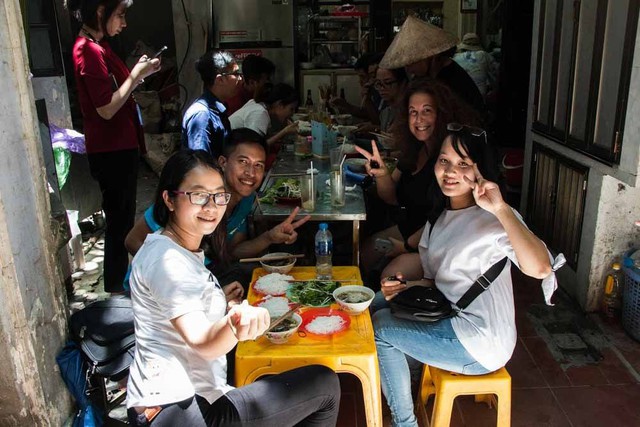Khách Tây nhận xét khi đến Việt Nam: Đây thực sự là một "cường quốc về ẩm thực"- Ảnh 8.